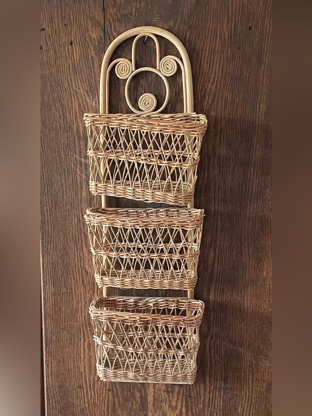 Vintage Wicker Wall Hanging Storage Basket Shelf – 3 Tier Rattan Organizer